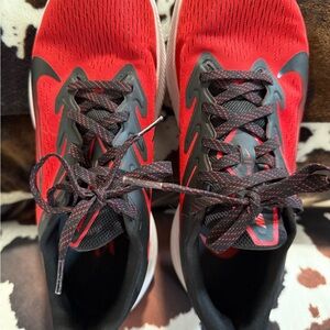 Nike Red & Black Zoom Winflo